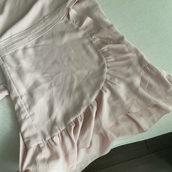 Aritzia Wilfred wrap dress - Picture 4 of 4